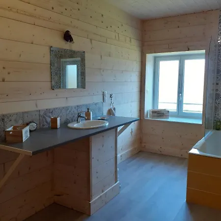 Les Trois Charmes Guest house